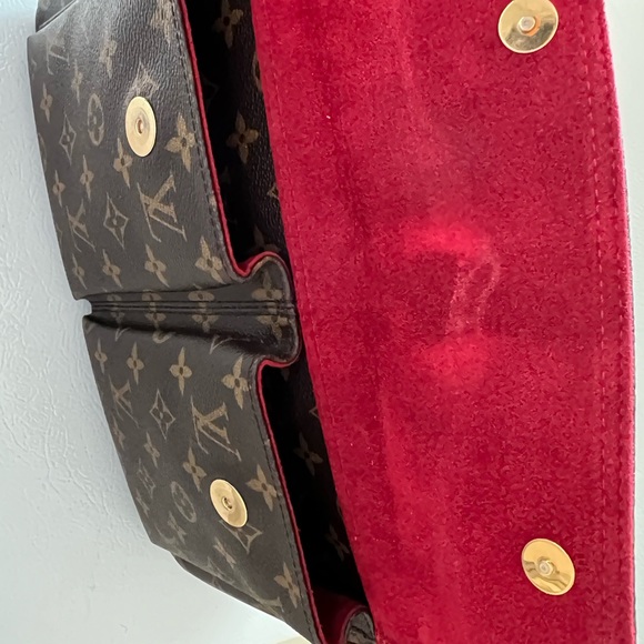SOLD **** Louis Vuitton Monogram Viva Cite GM - Picture 9 of 11